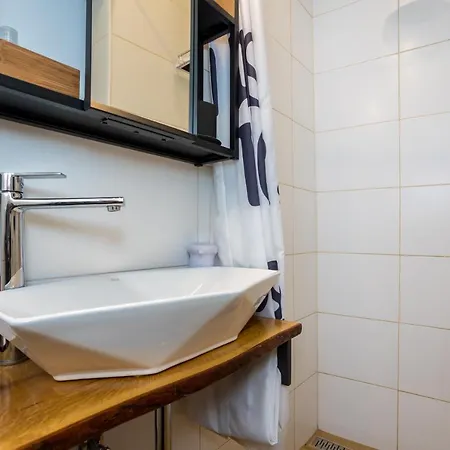 Charming Studio Apartment At House Rustica With Terrace And Nearby Parking Punat Exterior photo