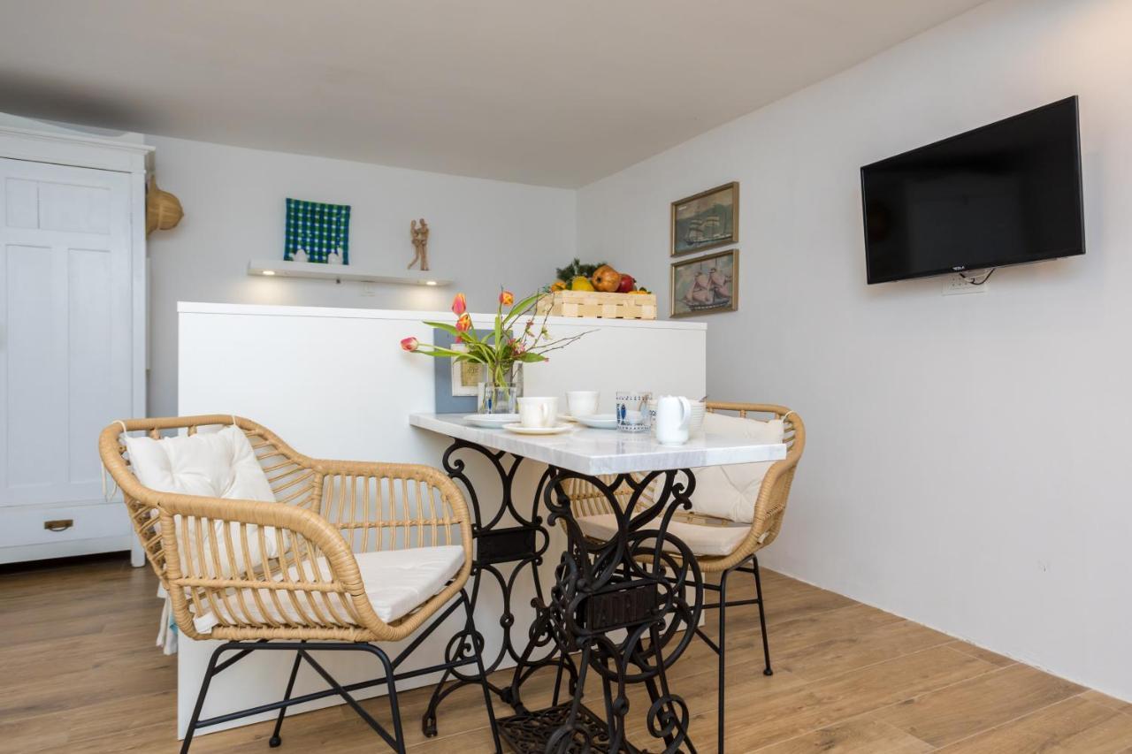 Charming At House Rustica With Terrace And Nearby Parking Apartment Punat