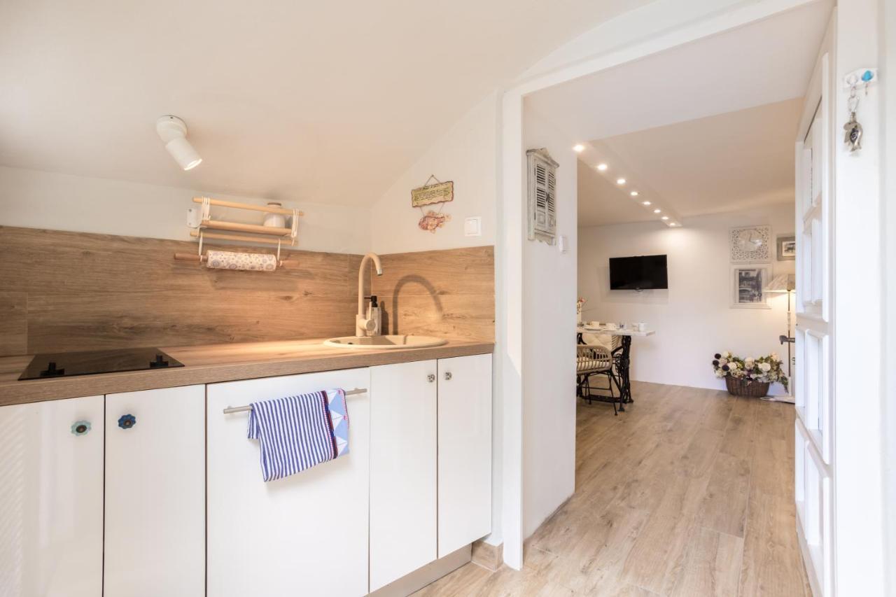 Charming At House Rustica With Terrace And Nearby Parking Apartment Punat